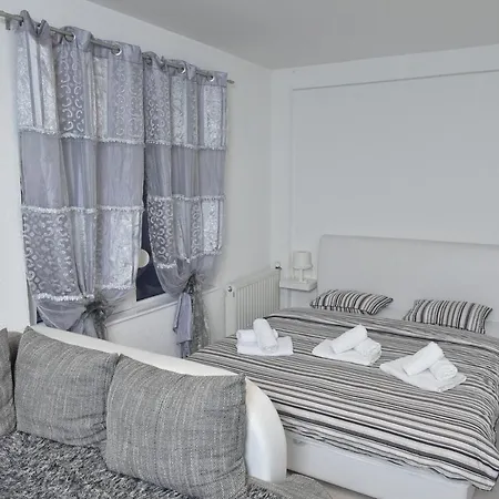 Zelena Dolina Hostel