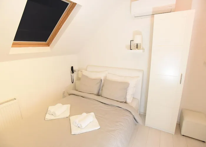 Zelena Dolina Hostel